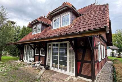 Haus zum Kaufen in Winsen Luhe, OT Pattensen 459.000,00 € 200 m²