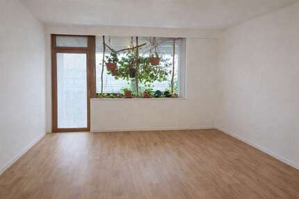 Wohnung zum Kaufen in Hattersheim am Main 130.000,00 € 54 m²