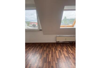 DG-Wohnung 4 ZKB 2 Balkone in ruhiger Lage GünzburgDeffingen