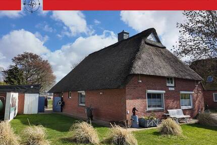 Ankommen unter Reet - Liebevoll und hochwertig modernisiertes Nordseeidyll in harmonischer Deichlage - Friedrichskoog