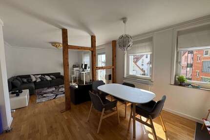 Wohnung zum Mieten in Stuttgart 1.666,00 € 112 m²