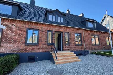 Haus zum Kaufen in Schleswig 278.500,00 € 111.17 m²