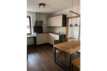 Schöne 3-Zimmer Wohnung (63 m²) mit Küche & Carport in Hünfeld-Sa