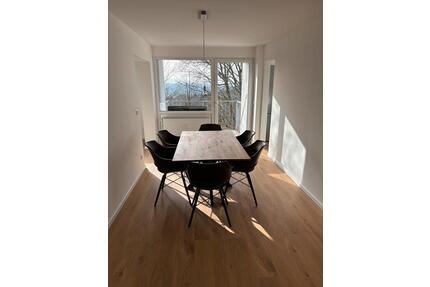 Frisch sanierte 3-ZKB Wohnung (teil-)möbliert - Saarbrücken Eschberg