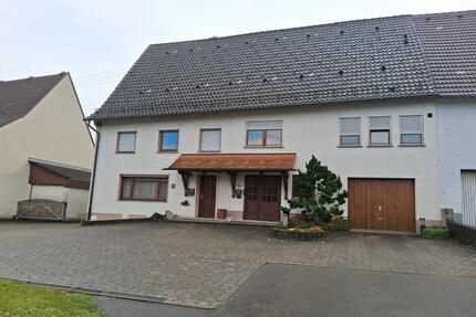 Geräumige 5 Zimmer Doppelhaushälfte in Heudorf - Scheer