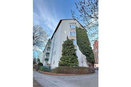 Haus zum Kaufen in Hannover 1.790.000,00 € 742.95 m²