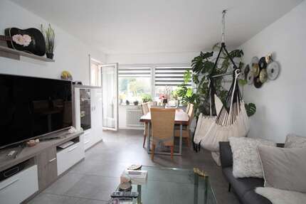 Wohnung zum Kaufen in Niedernhausen 244.000,00 € 77 m²