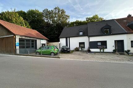 Haus mit Werkstatt zu verkaufen - Pfeffenhausen
