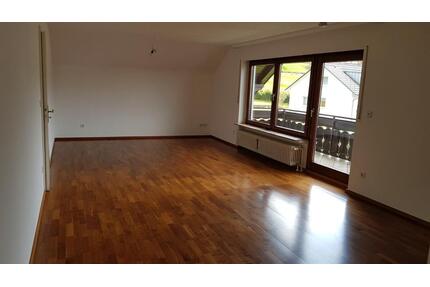 Schöne 3-Zimmer Wohnung in Baiersbronn, mit Balkon, im DG