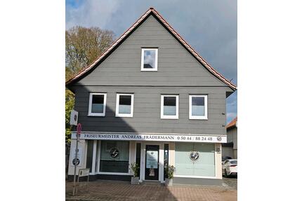 Haus mit Gewerbeeinheit zu verkaufen - Springe