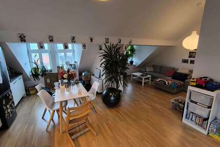 Wohnung zum Mieten in Leipzig 1.384,00 € 122.7 m²
