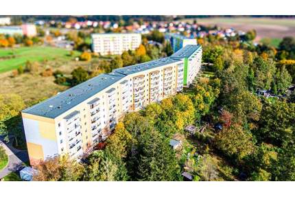 Wohnvergnügen verteilt auf 2 Zimmer - Zwickau Eckersbach