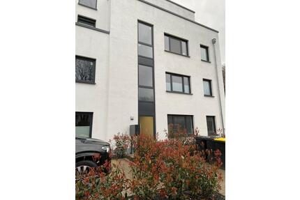 Sonnige Wohnung mit Garten - 1.930,00&nbsp;EUR Kaltmiete, ca.&nbsp; 129,00&nbsp;m&sup2; in Dortmund (PLZ: 44229) Hombruch