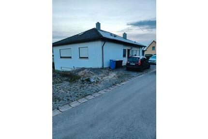 Einfamilienhaus - 250.000,00&nbsp;EUR Kaufpreis, ca.&nbsp; 175,00&nbsp;m&sup2; in Kirchlauter (PLZ: 96166)