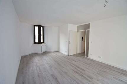 Wohnung zum Mieten in Krefeld 370,00 € 34.39 m²