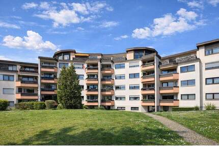 Sanierte 3 Zimmer Wohnung mit zwei Balkonen und zwei Stellplätzen! - Efringen-Kirchen