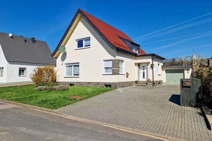 Haus zum Kaufen in Kreuzau 319.900,00 € 127.45 m²