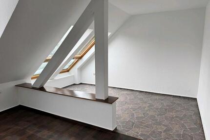 Wohnung zur Vermietung - 950,00&nbsp;EUR Kaltmiete, ca.&nbsp; 93,00&nbsp;m&sup2; in Springe (PLZ: 31832)