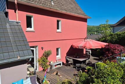 Haus, 170 qm, gute Infrastruktur, ruhige Sackgasse, Einbauküche - Plettenberg