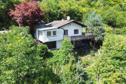 Charmantes Einfamilienhaus mit Fernblick und Potenzial in ruhiger Lage von St. Katharinen! - Sankt Katharinen