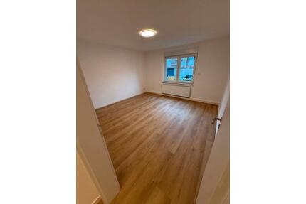 Kernsanierte 2 Zimmer Wohnung - Erstbezug - Pirmasens