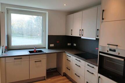 Frisch saniert | 3 Zimmer + Balkon + Garage | ruhiger Lage - Seelze