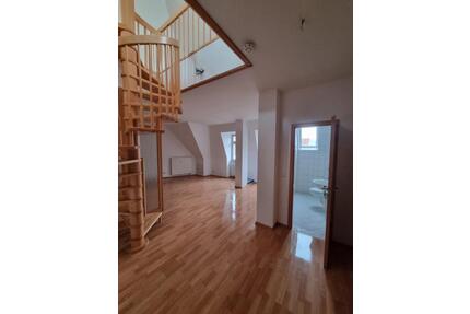 ATLAS IMMOBILIEN: 2ZKB Balkon Maisonette in der Altstadt von Erfurt