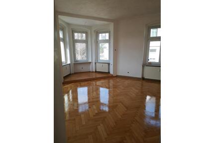 4 Zimmerwohnung zu Vermieten - 750,00&nbsp;EUR Kaltmiete, ca.&nbsp; 90,00&nbsp;m&sup2; in Lößnitz (PLZ: 08294)