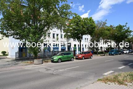 Kleine Wohnanlage - mit Balkon - - Naumburg (Saale)