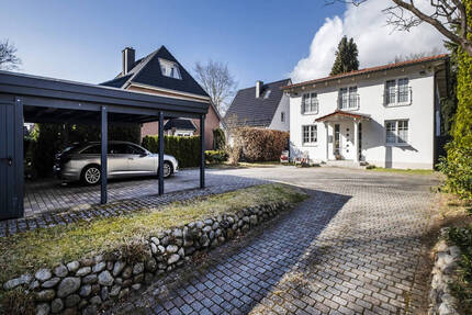 Ruhe, Raum und Stil: Einfamilienhaus mit 6 Zimmern und ca. 762 m² Grundstück - Hamburg / Lemsahl-Mellingstedt