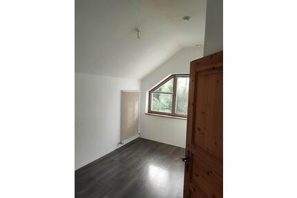 1 WG-Zimmer für Ukrainische Flüchtlinge in 4 Zi.-Wohnung - Hennef (Sieg)