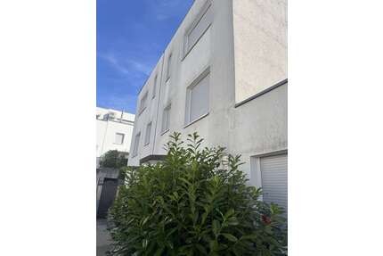 Haus zum Mieten in Böblingen 2.100,00 € 139 m²