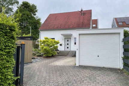 Freistehendes Einfamilienhaus - Ruhig und zentral in Maichingen - Sindelfingen