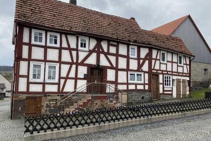 Sanierungsbedürftiges Fachwerkhaus - Homberg (Ohm)