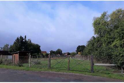 Grundstück zu verkaufen in Tangerhütte 30.000,00 € 1030 m²