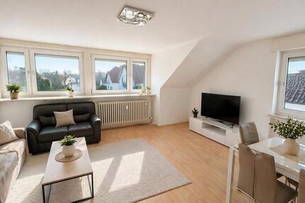 Helle 3-Zimmer-Dachgeschosswohnung in ruhiger Lage - Hofheim am Taunus