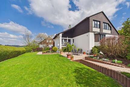 Haus zum Kaufen in Schönborn 415.000,00 € 209.65 m²