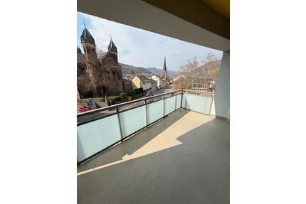 Bezugsfreie 3ZKB Wohnung mit großem Balkon und Einbauküche - Bingen am Rhein