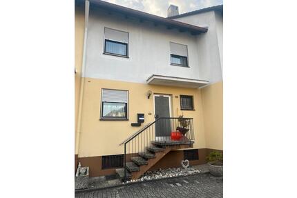 Reihenmittelhaus, sofort verfügbar - Altdorf bei Nürnberg