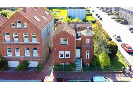 Haus zum Kaufen in Emden 299.000,00 € 120.05 m²