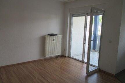2 Zimmer Wohnung, Küche, Tageslichbad, TG-Stellplatz, Eisenberg - Eisenberg (Pfalz)