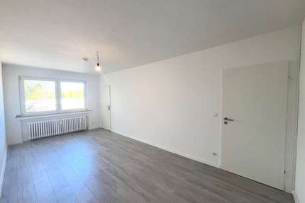 Wohnung zum Mieten in Duisburg Untermeiderich 330,00 € 29 m² - Duisburg / Untermeiderich