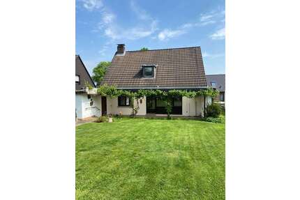 Haus zum Kaufen in Meerbusch 645.000,00 € 136 m²