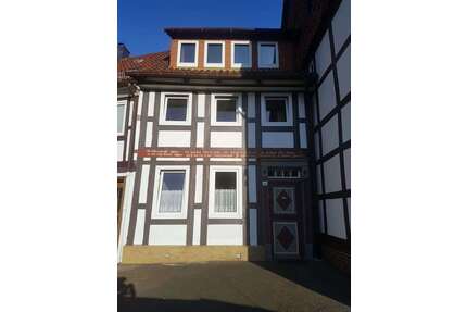 Haus zum Mieten in Bad Salzdetfurth 780,00 € 120 m²