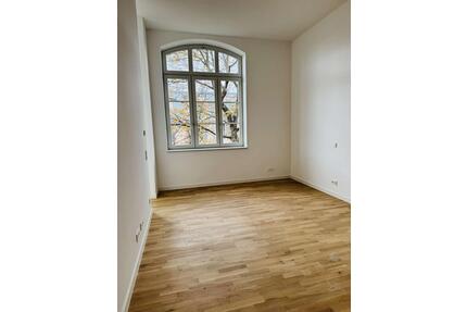***TOLLE 2 RAUMWOHNUNG IN PERFEKTER LAGE~ERSTBEZUG~AUFZUG~STELLPLATZ*** - Zwickau