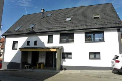 Attraktives Mehrfamilienhaus mit 4 Wohneinheiten zentral in Althengestett gelegen - Althengstett
