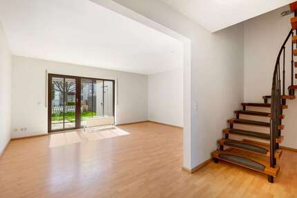Haus zum Kaufen in Falkensee 380.000,00 € 119.55 m²