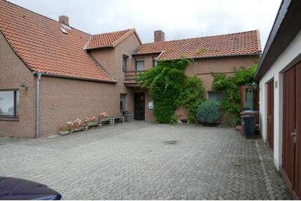 Haus zum Kaufen in Gifhorn 390.000,00 € 204 m²