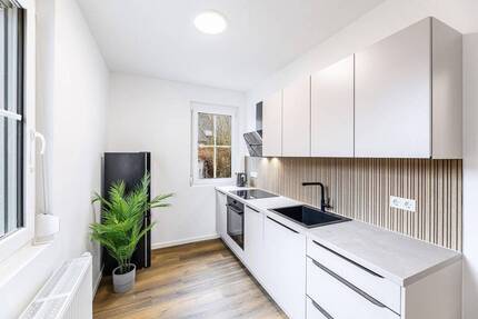 Wunderschöne 2 Zimmer Terrassenwohnung, mit Stellplatz und voll möbliert! - Nürnberg Laufamholz